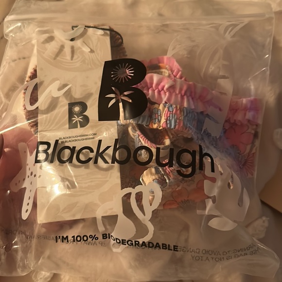 Blackbough Swim Amelia Frilled Underwire Top - Picture 3 of 4